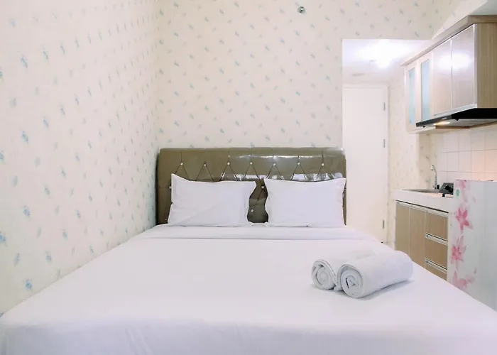 Modern Furnished Studio At Springlake Summarecon Bekasi Apartment By Travelio
