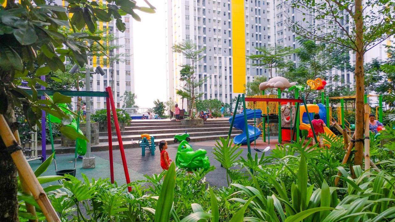 Modern Furnished At Springlake Summarecon By Travelio Bekasi