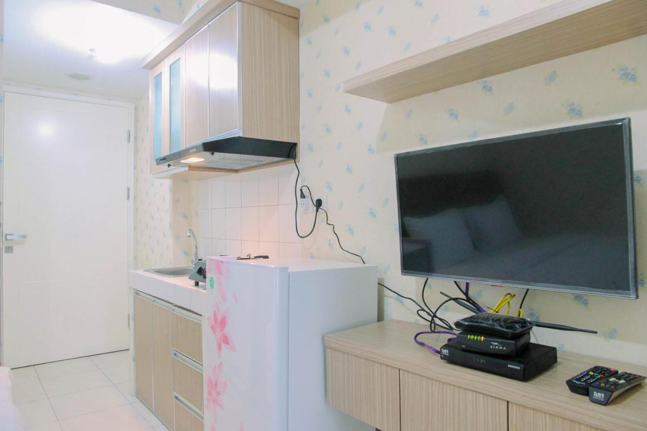 Modern Furnished At Springlake Summarecon By Travelio Bekasi